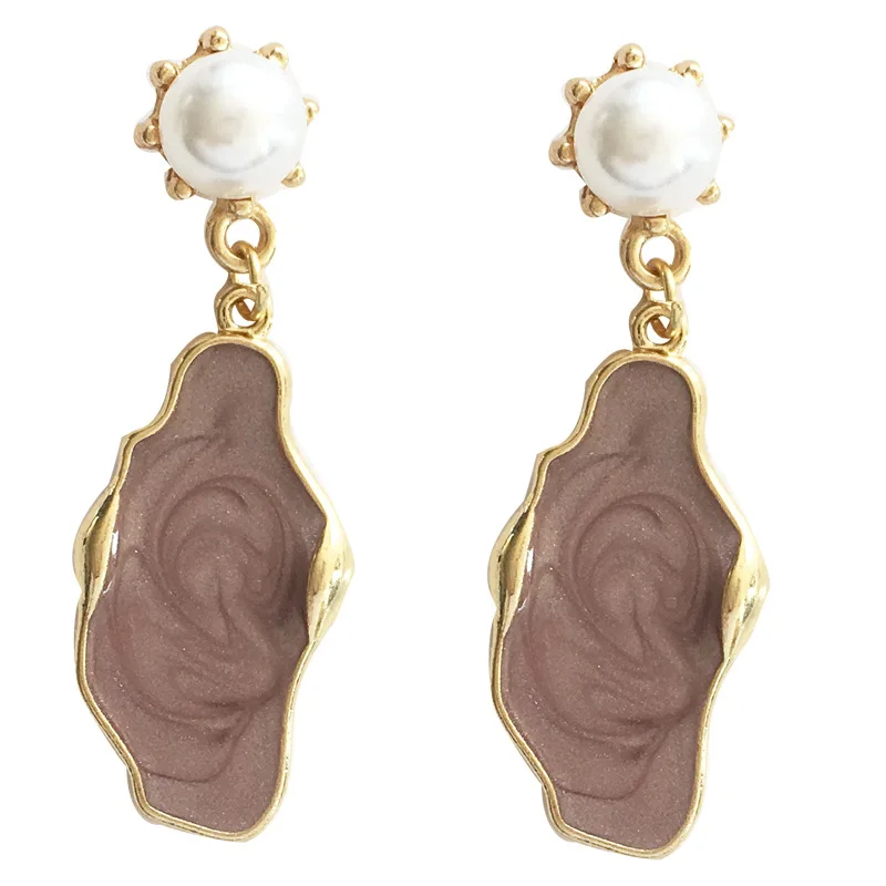 

Fashion Irregular Enamel Dangle Earrings Golden Sweet Jewelry Vintage Statement Pearl Earrings For Girls Women Party Gifts