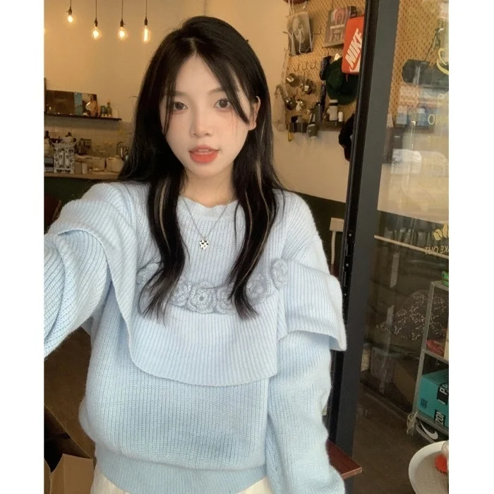 

2021 Autumn New Ruffled Three-dimensional Flower Round Neck Pullover Knitted Sweater Female Gentle Design