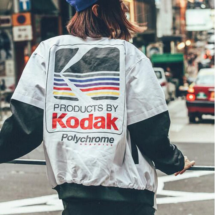 Куртка бомбер унисекс винтажный короткий топ в американском стиле на весну осень