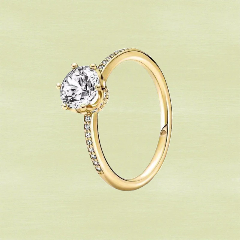 

Кольцо в виде короны из серебра 2021 пробы с блестящей короной