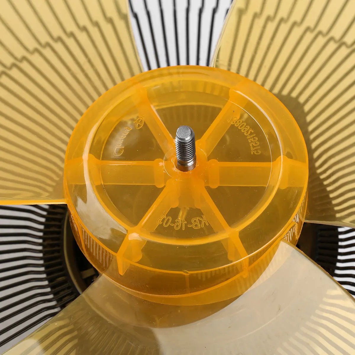 

Orange 16inch Household Plastic Fan Blade 3 Leaves for Standing Pedestal Fan Table Fanner Accessory Student Dormitory Fan Blade