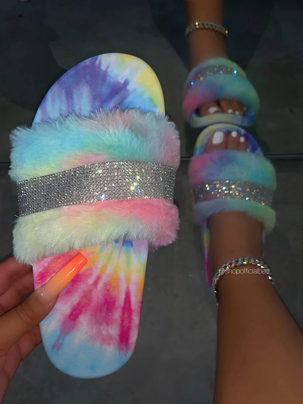 2020 Sandal Women Rhinestone Furry Slides Kawaii Slippers Faux Fur Flurry Slides Glitter Bling Rainbow Shoes Cute Plush Jelly images - 6