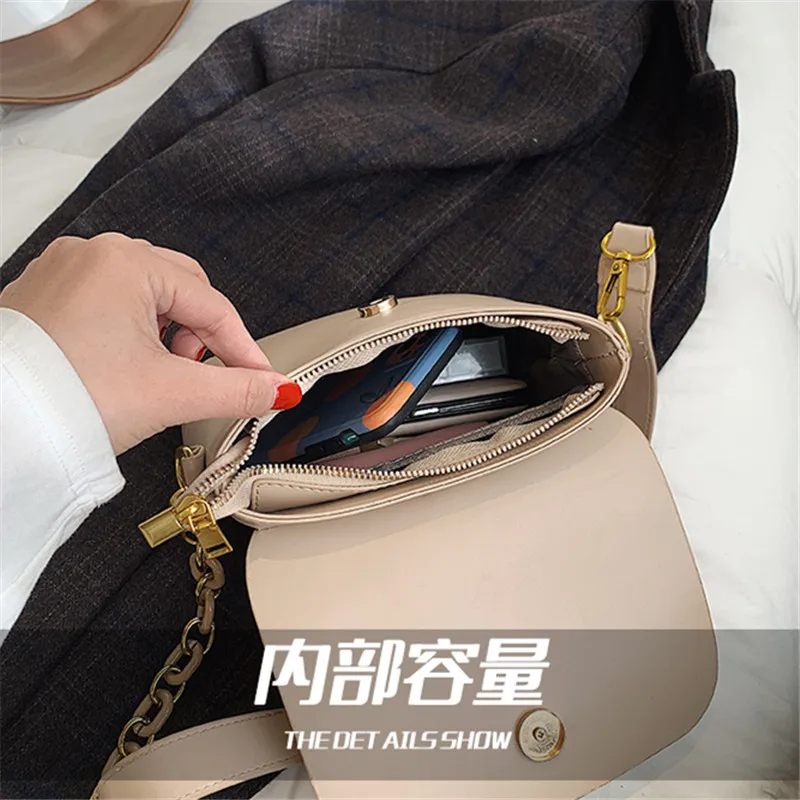 

Black Retro PU Flap Tote Bag with Luxury Chain Women Shoulder Lock Bag Elegant Female All-match Leather Diagonal Handbags Bulsos