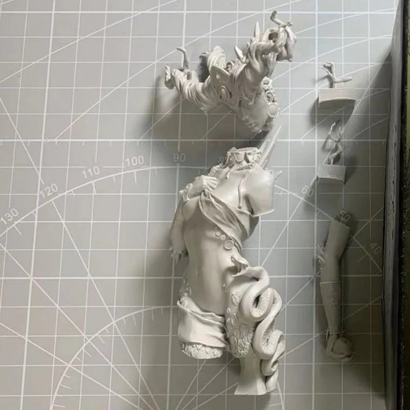 

110mm Earth Girl Warrior Figure Resin Bust Character Model X364