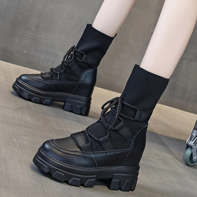 

Winter 2020 new leather Martin boots British style short thick bottom fashion boots Women's winter high boots boots goth 34-39