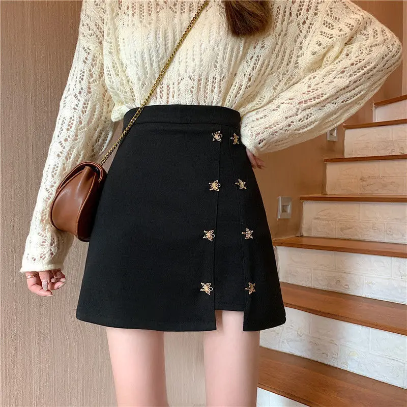Женская мини юбка с высокой талией черная приталенная вышивкой бабочки Y2K весна