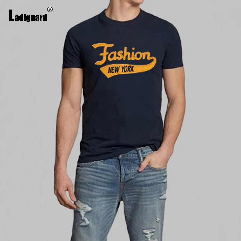 

Plus Size 4xl 5xl Mens Fashion 3D Print Tops Masculinas T-shirt 2021 New Summer Tees Shirt Casual Pullovers Sexy Men Clothing