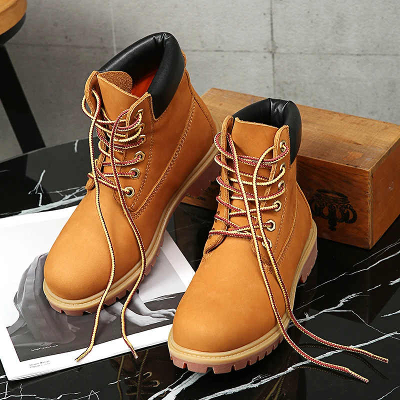 

Vallu 2020 winter new full leather rhubarb boots explosion models thick-soled short frosted six-hole Martin boots women