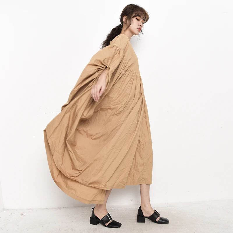 

Khaki Pleated Women Big Size Long Dress New Round Neck Long Sleeve Loose Fit Fashion Tide Spring Autumn 2021 1A4670