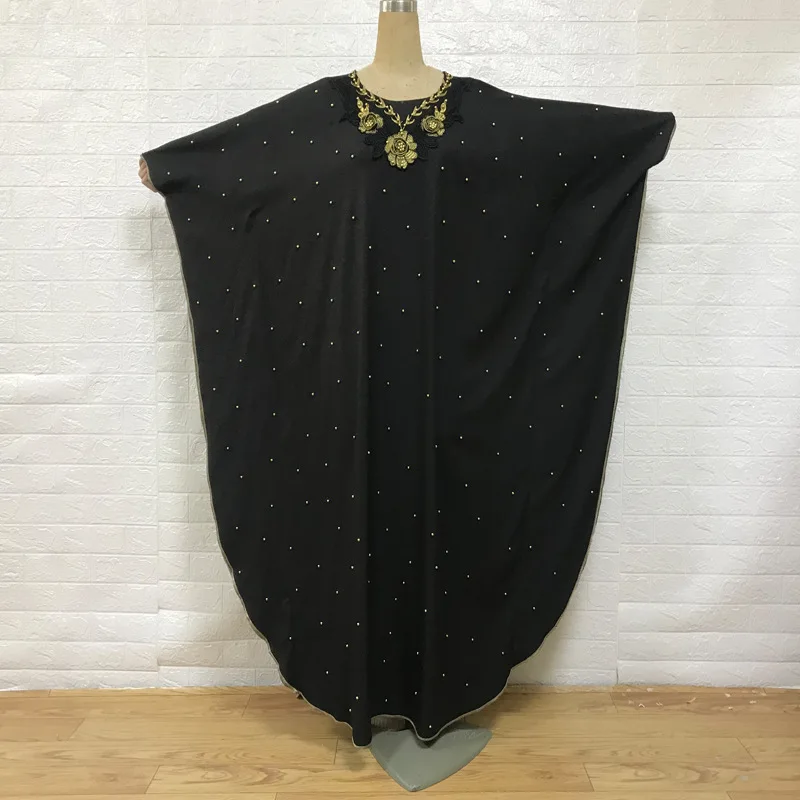 Женское длинное платье-абайя с вышивкой в мусульманском стиле | Тематическая