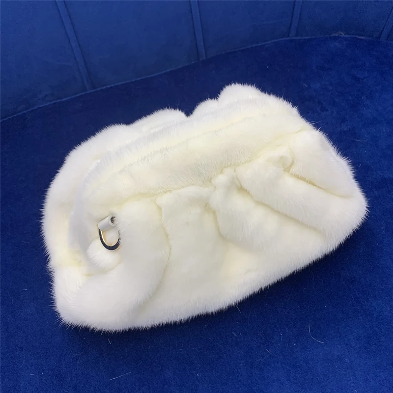 New Style 100% Mink Fur Messenger Bag Ladies 2021 Fashion Fur One Shoulder Messenger Bag Ladies Chain Travel Small Handbag