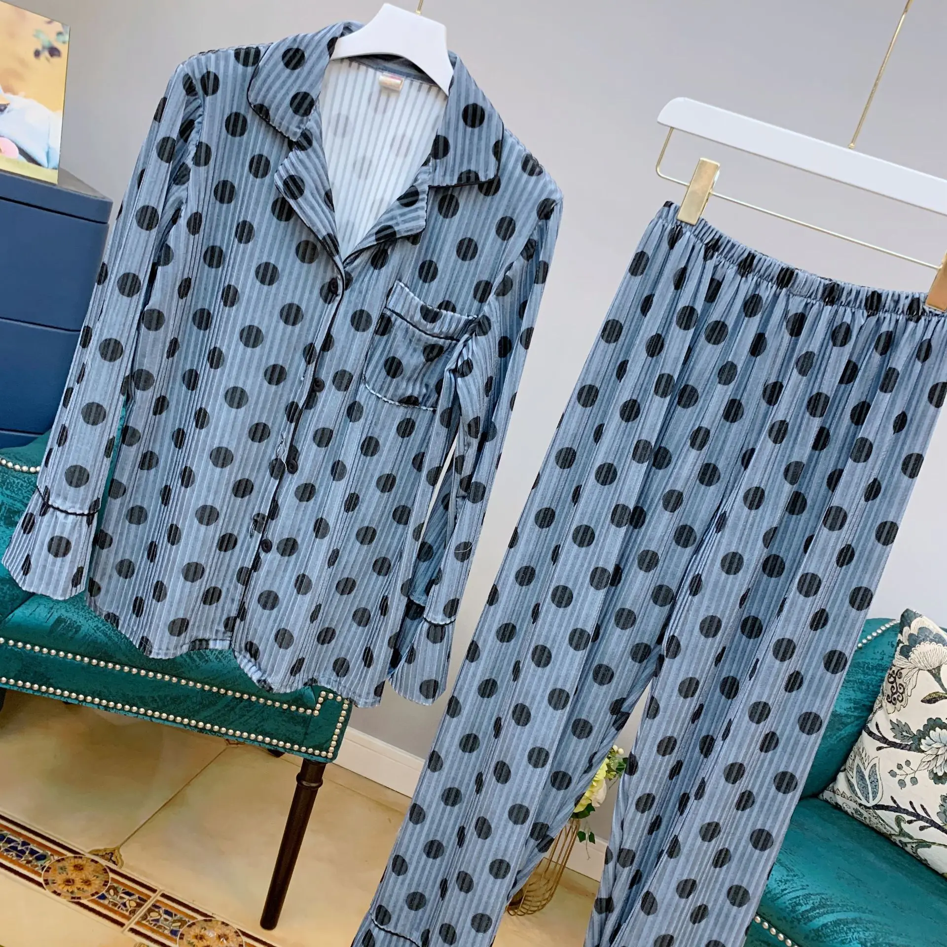

Korean Velour Dot Striped Pajamas Set Women Sexy Pyjama Long Sleeve Shirt Pants Homewear Button Sleepwear 2 Piece/Set