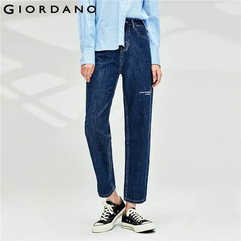 

Giordano Women Jeans Washed Middle Rise Jeans Slant Pocket zip Fly Button Closure Casual Spodnie Damskie Jeansy 93410607