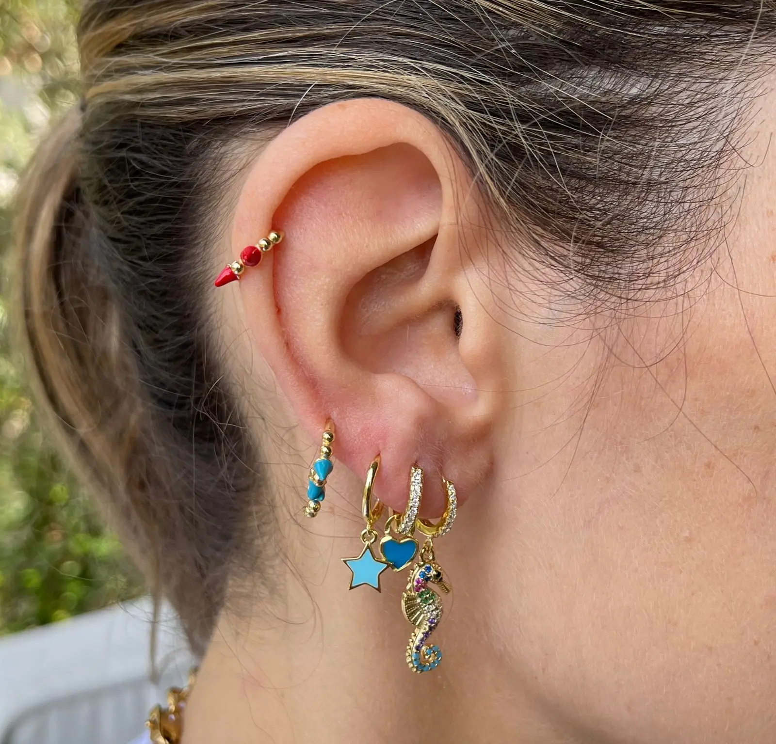 

New Gothic Fashion Cool Vintage Hoop Earrings For Women Men Unusual Zircon Rivet Sharp Piercing Earring Punk Jewelry Accessories