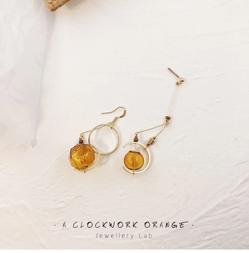 

Caramel Bubble Asymmetric Geometric Modeling Vintage Earrings/Ear Clip Handmade Beaded