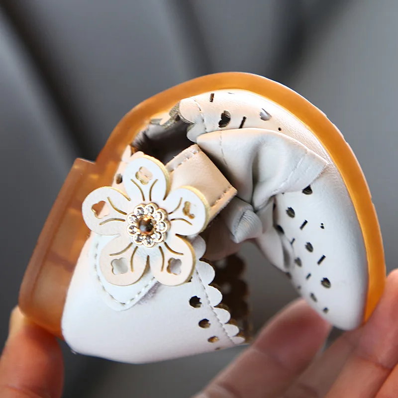 

Girls Princess Flats Bow-knot Sweet Shoes Flowers Ankle Strap Children Flats Kids Leather Shoes Breathable Soft Kid Shoes