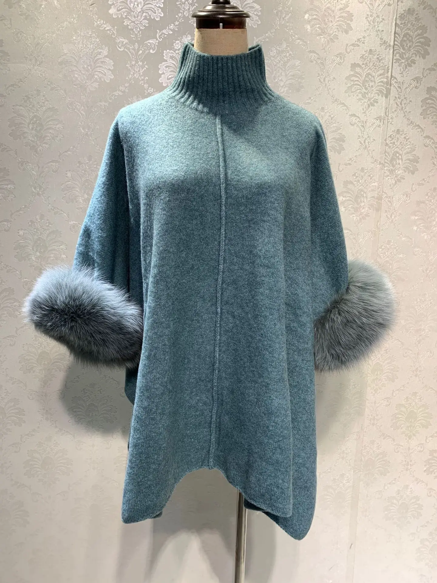 2021 New Winter Turtleneck Fur Patchwork Cloak Pullover Loose Knitted Sweater Women's Fashion Knitwear
