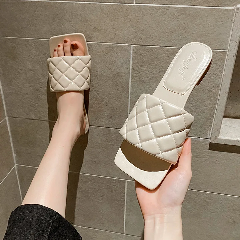 

Female Shoes Ladies' Slippers Low Big Size Luxury Slides Summer Clogs Woman 2021 Flat Soft Designer Beach PU TPR Basic Fabric