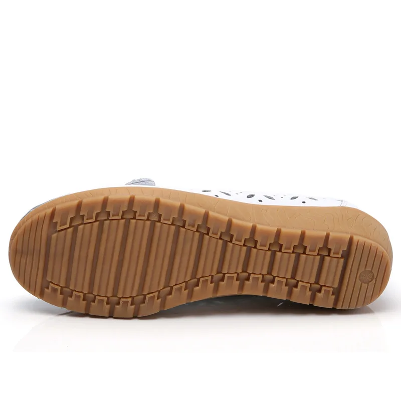 

Casual shoes woman flats 2019 autumn fashion genuine leather slip-on sneakers women shoes loafers solid round toe women sneakers