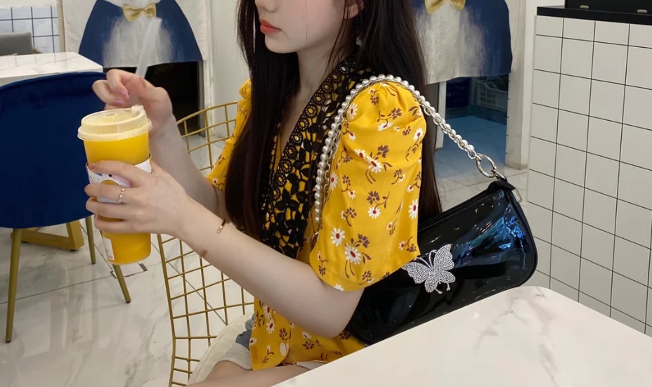 

Tamara Fashion Women's Bag Pearl Patent Small Zipper Girl Messenger Shoulder Bag Chain Baguette Female Vintage Cute Bag