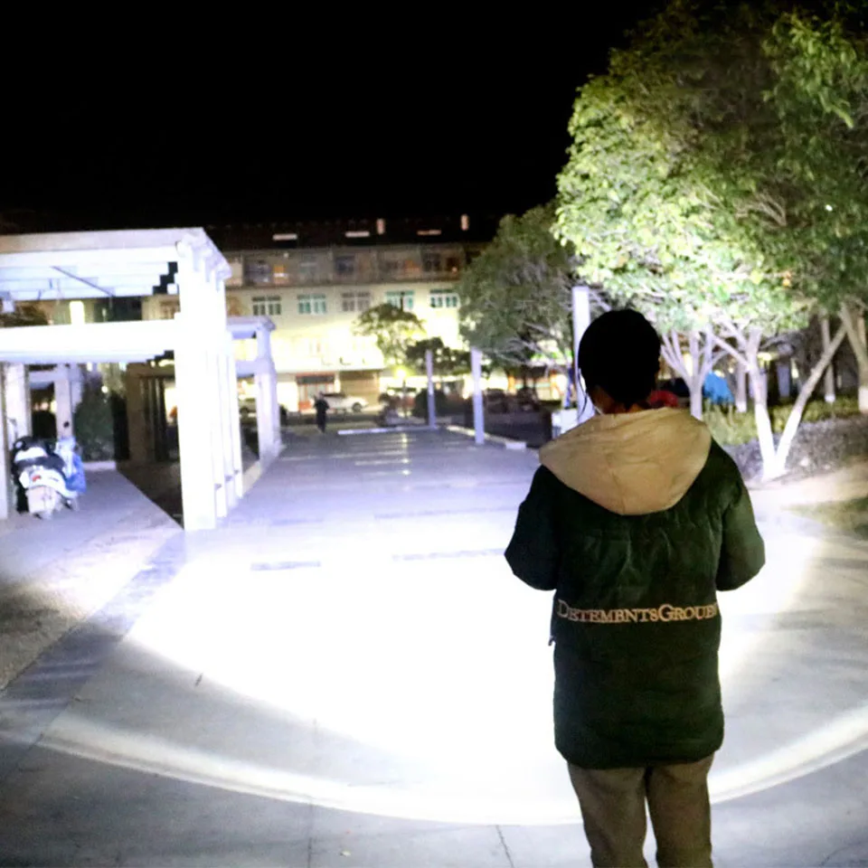 

LED Flashlight Ultra Bright Torch P70 Outdoors Waterproof Zoomable USB Rechargeable 26650 Battery Fishing Hiking Camping Light