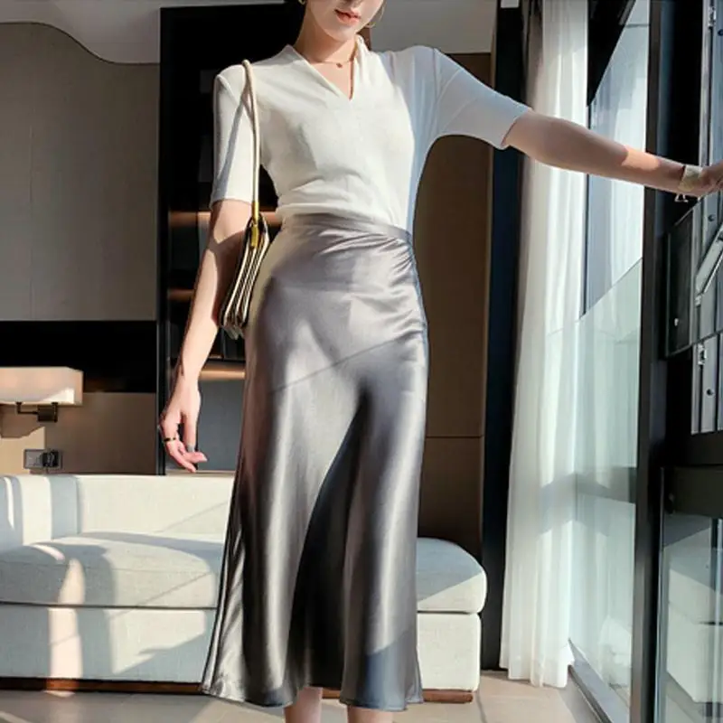 

(made by yihaodi) triacetic acid satin skirt women's 2021 summer new drooping feeling four seasons can wear casual medium length