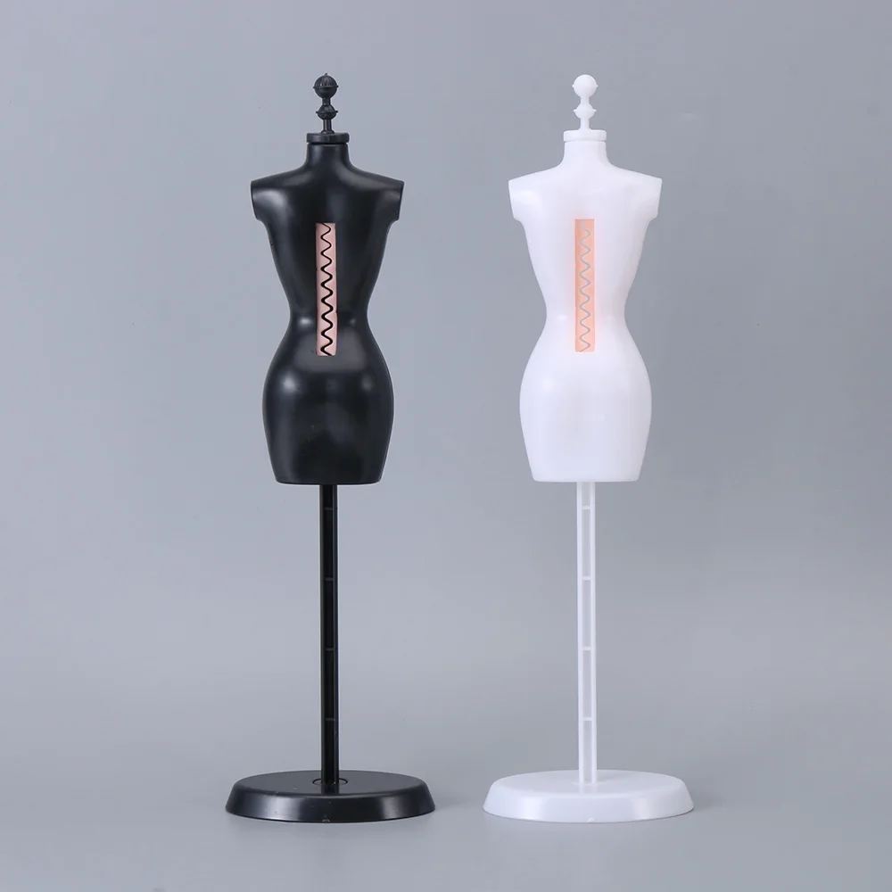 Кукольный домик пластиковый держатель для кукольной одежды демонстрации