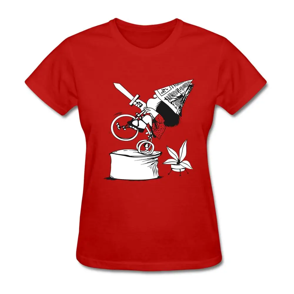 Женская футболка Mafalda Conquistadora | одежда