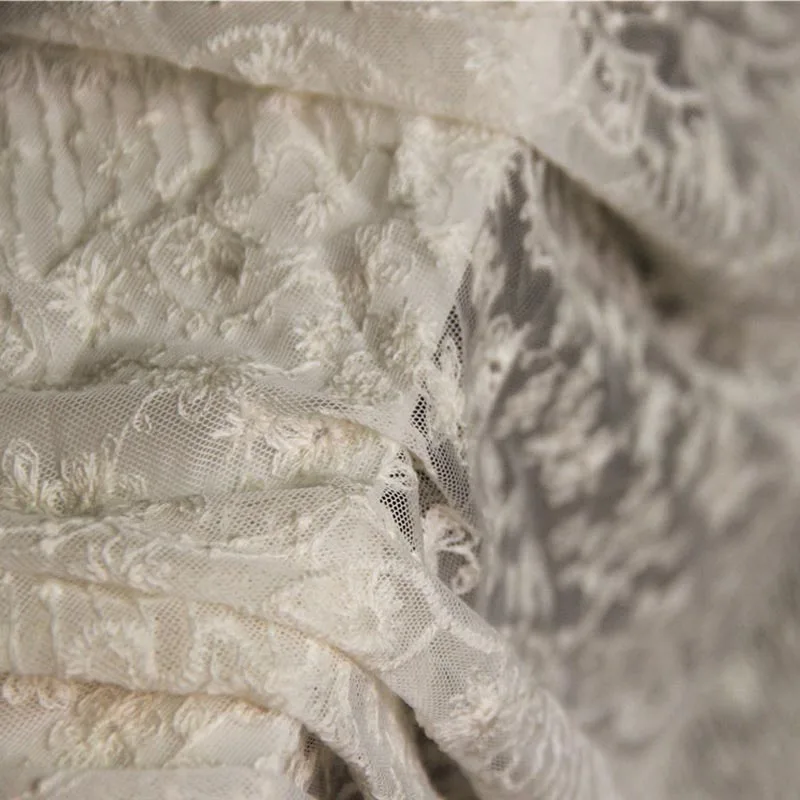 Кремовая хлопковая ткань в стиле ретро с цветочной вышивкой | Дом и сад