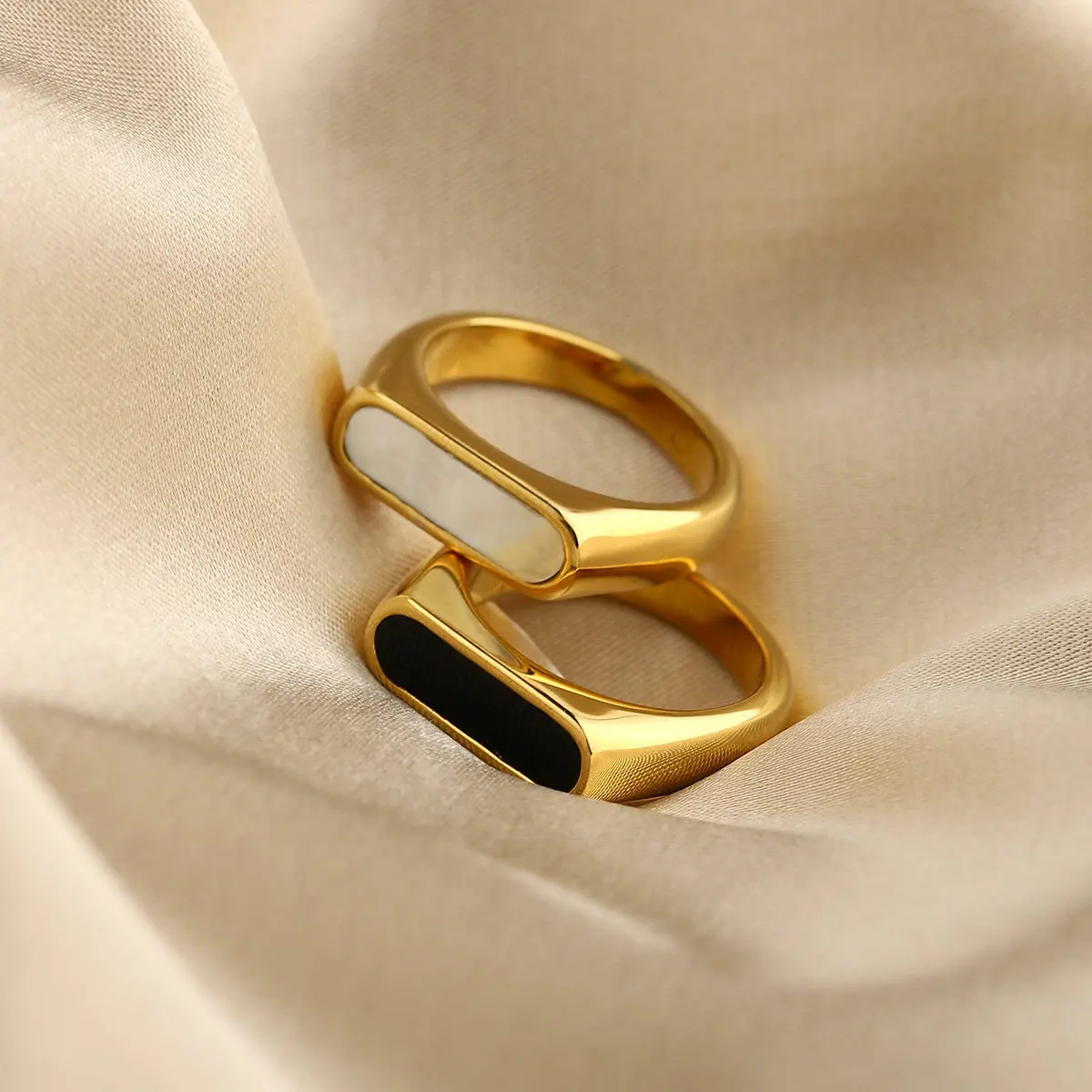 

Concise Titanium Steel Enamel Ring High Quality 18K Gold Plating Rings Fine Jewelry Fashion Finger Accessories Women Ornament