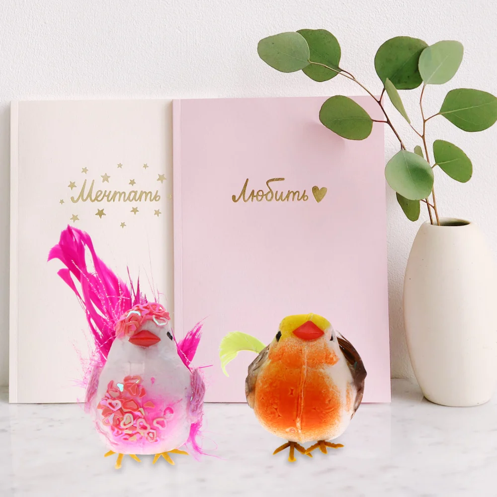 

2pcs Artificial Birds Ornament Birds Crafts Outdoor Tree Wedding Decoration