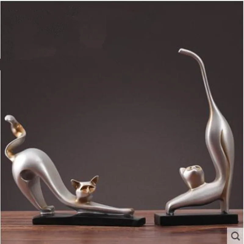 

European retro cat crafts, creative animal statue decoration, home office desktop decoration gifts