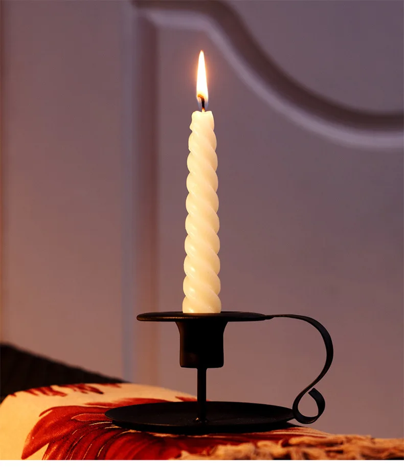 

2021 Nordic Simple Wrought Iron Table Candlestick Ornaments Home Accessories Candlelight Dinner Props Birthday Atmosphere Gifts