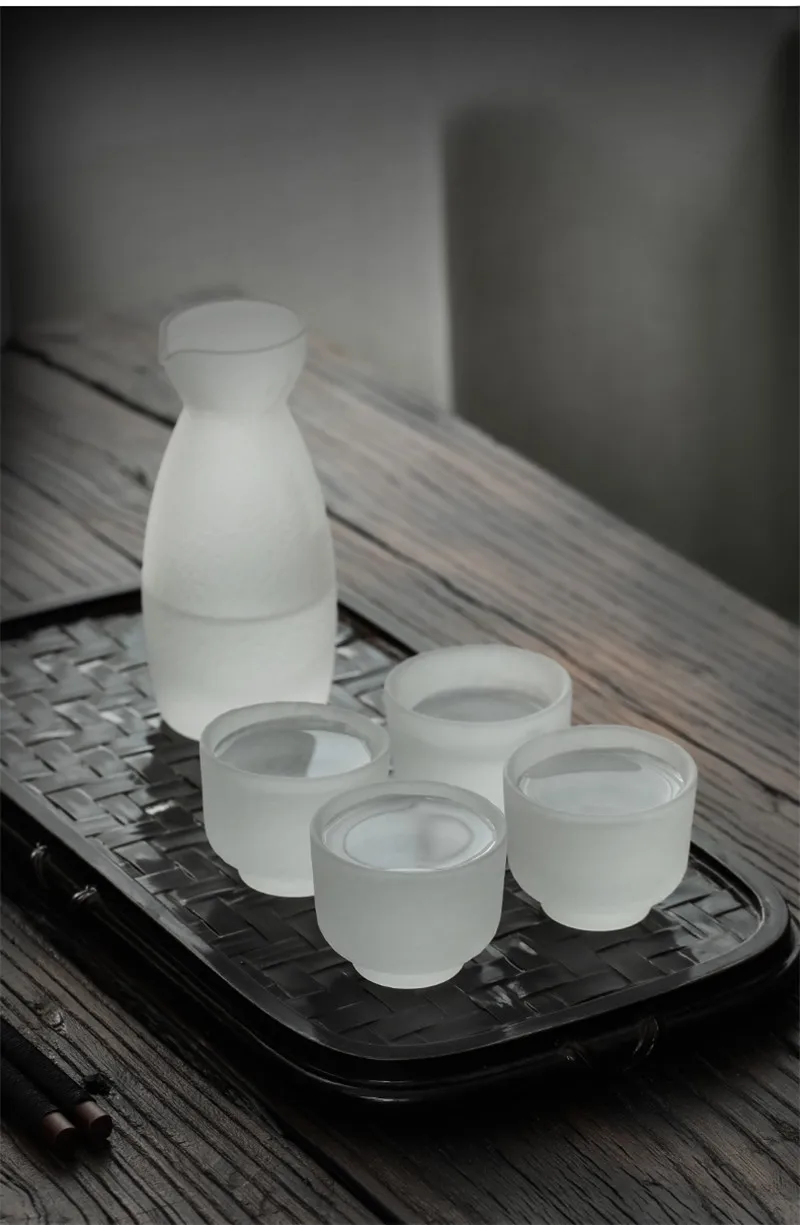 

Japanese Wine Glass Sake Pot Japanese Sake 1 Pot 4Cups Set Flagon Liquor Spirits Cups Glass Sake Wine Set Winebowl Small Glass