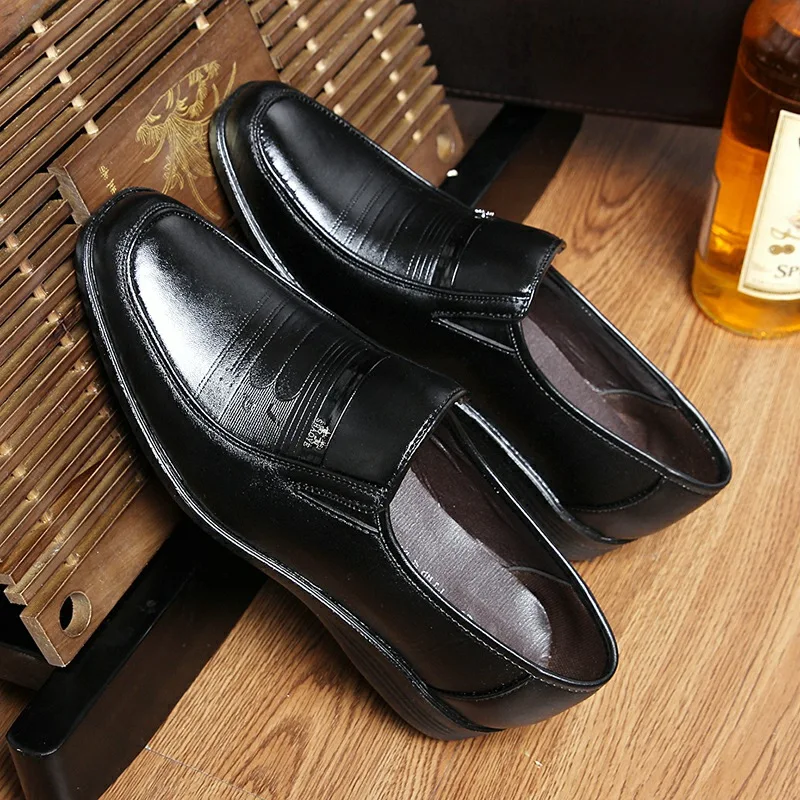 Patent Leather Men Casual Shoes Luxury Brand 2019 Mens Loafers Moccasins Breathable Slip on Black Driving Plus Size 38-44