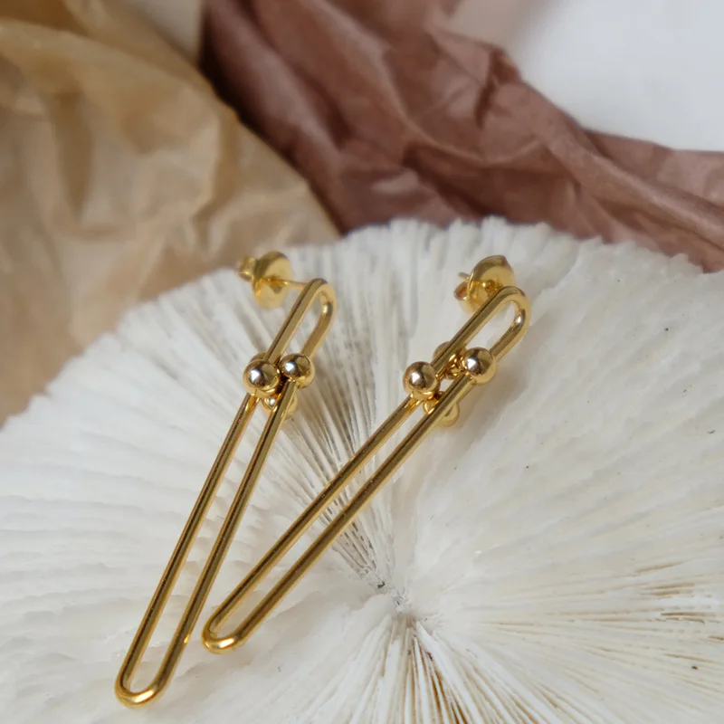 Серьги-гвоздики kshmir U-образные с металлическим шаром пряжка подковы 2020 |