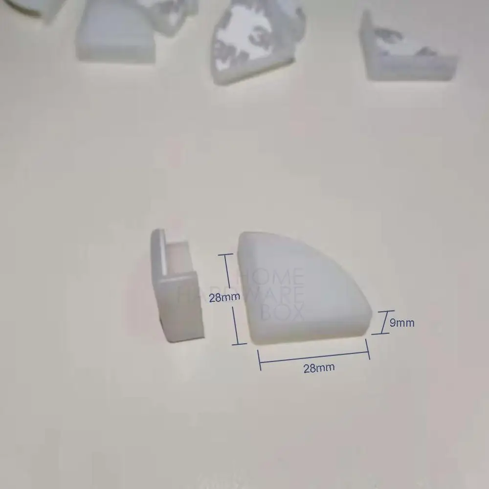 Раиновые уголки для безопасности на оклеивающейся основе. | Обустройство дома