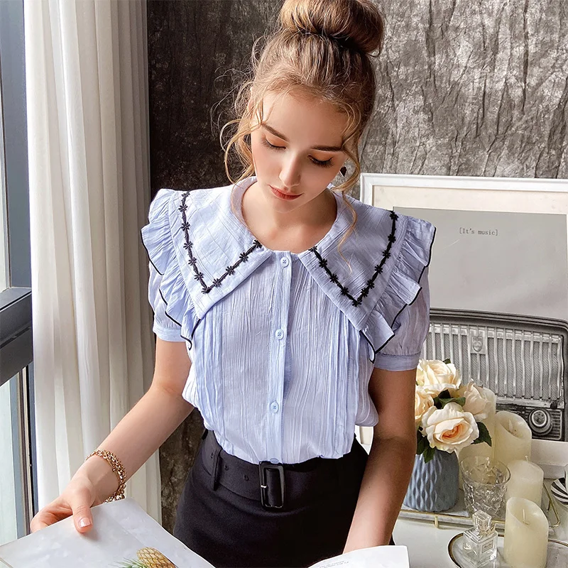 

Dabuwawa Vintage Turn-down Collar Shirt Women Single Breasted Puff Sleeve French Style Blouse Tops Office Ladies DO1BST035