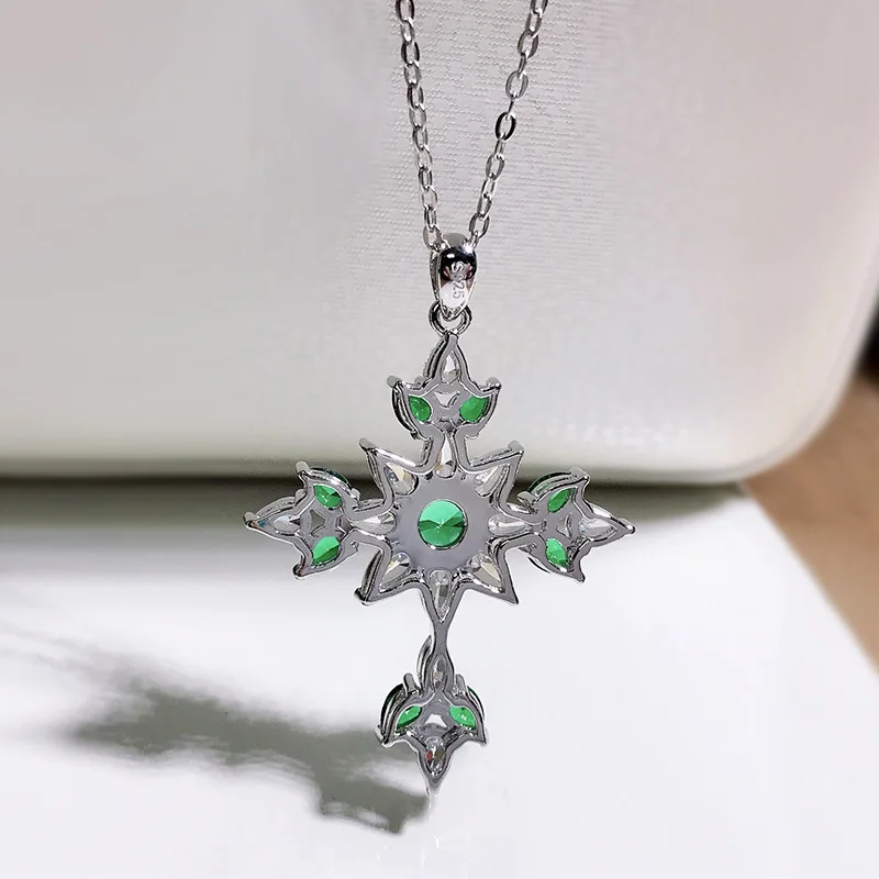 Luxury 100% S925 Sterling Silver Cross Green High Carbon Diamond Necklaces For Women Wedding Party Fine Jewelry Gifts 40+5cm