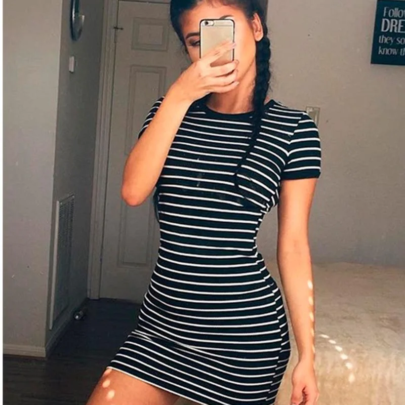 

Summer Round Neck Short Wleeved Women Casual Dresses Summer Black And White Striped Dresses Casual Elegant Sheath Slim Dress
