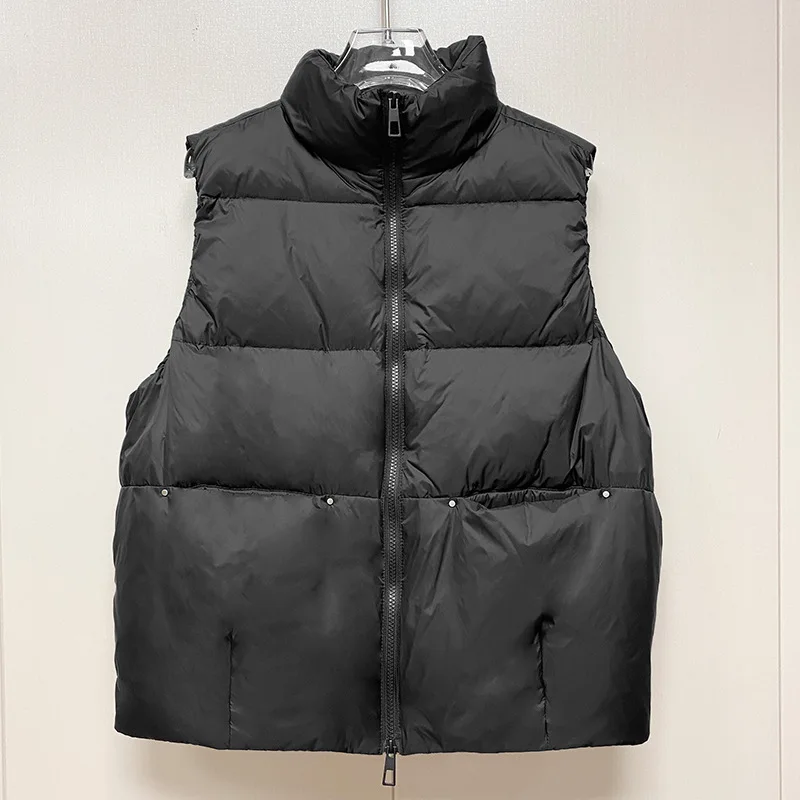 

Пуховик женский на белом утином пуху, ульсветильник пуховой жилет без рукавов, черная короткая ветрозащитная теплая безрукавка, пуховая ку...