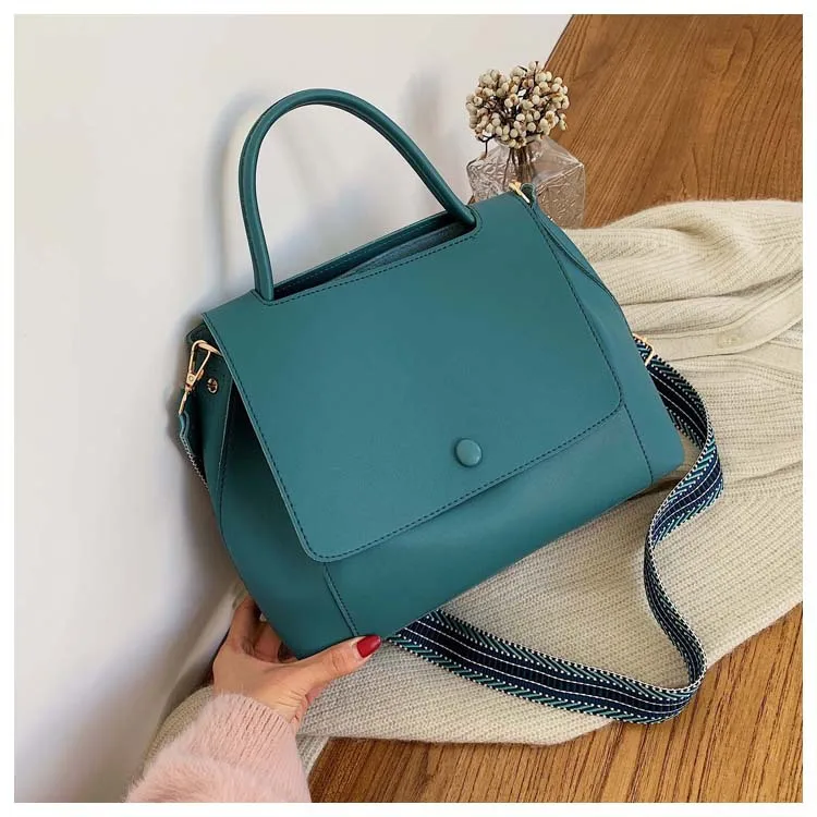 

Женская сумка, новинка 2021, модная сумка на одно плечо, Всесезонная вместительная сумка-мессенджер, сетчатая красная Портативная Сумка-тоут