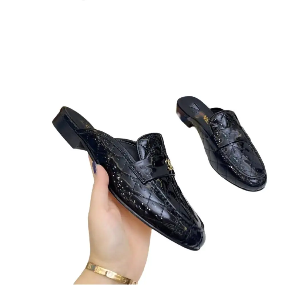 

2021 New Leather Baotou Half Slippers for Ladies Outer Wear Flat Lazy Sandals Womans Shoes