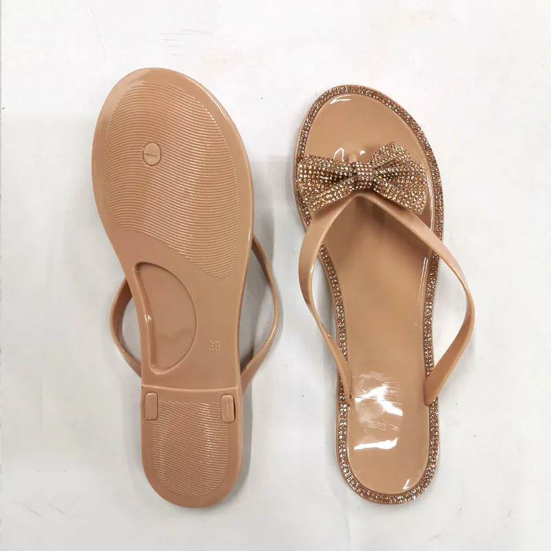 

2020 new summer women Flip Flops Ladies Slippers Sweet Bow Rhinestone PVC Flat Bottom breathable Women Beach Shoes