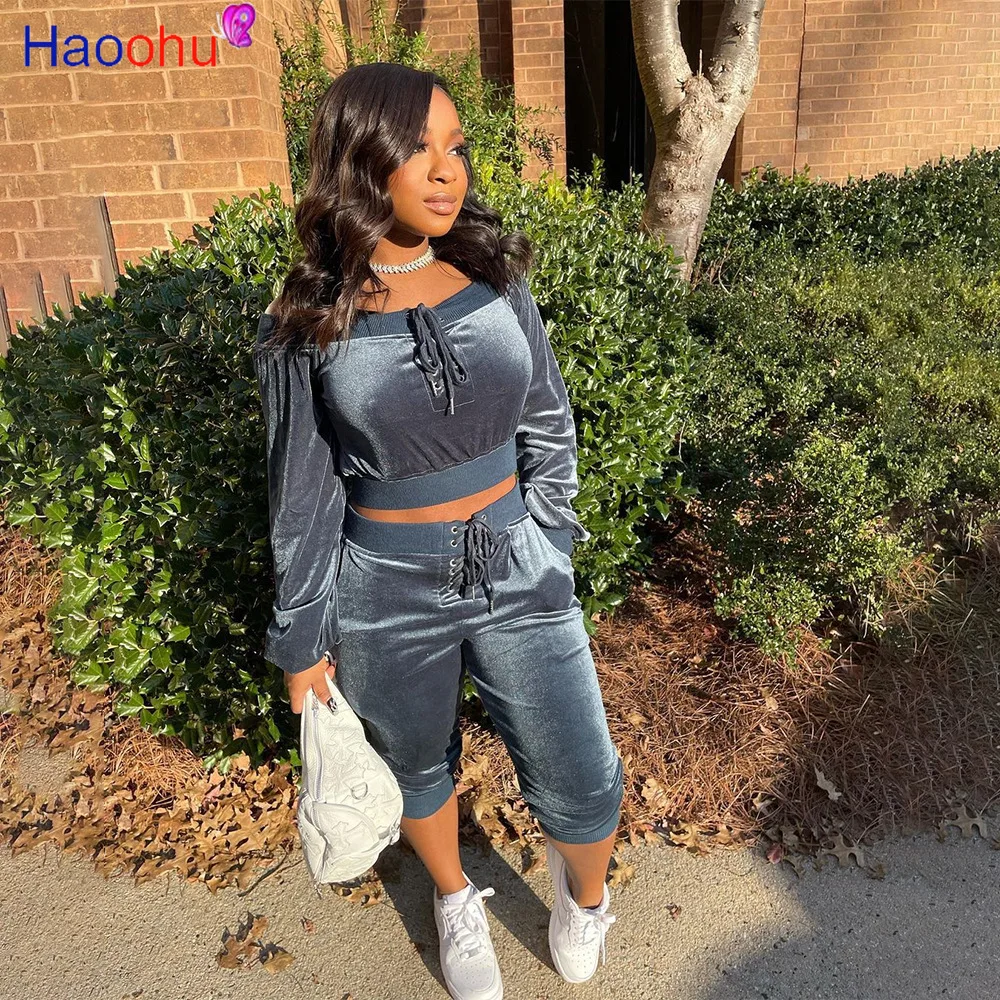 

HAOOHU Spring Active Velvet 2pcs Women Tracksuits Slash Neck Bandage Autumn Crop Top High Waist Sweatpants 2021 Sweatsuits
