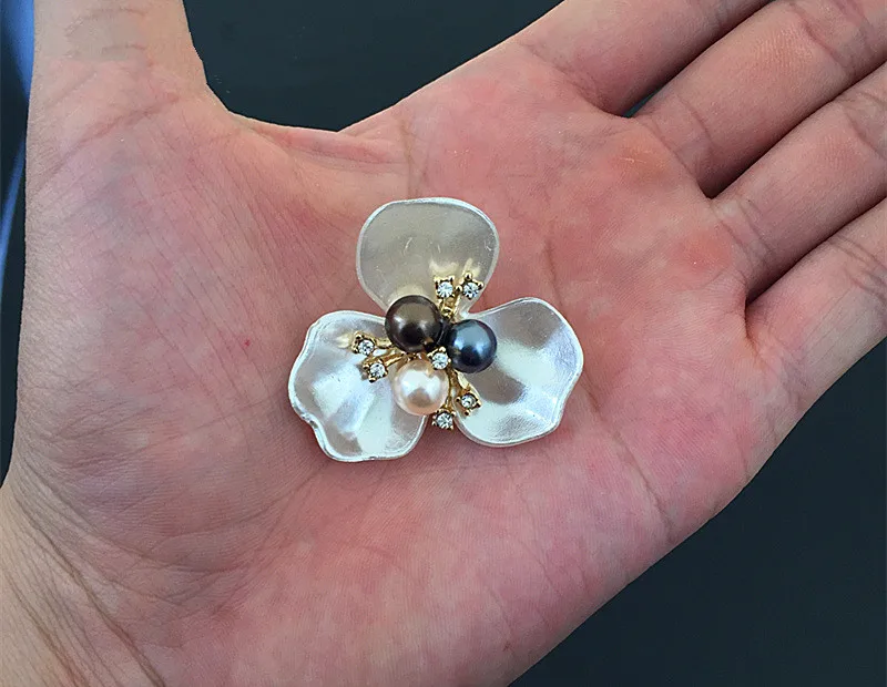 

5pcs Popular Ivory Pearl Flatback Scrapbooking Rhinestone Buttons 40mm