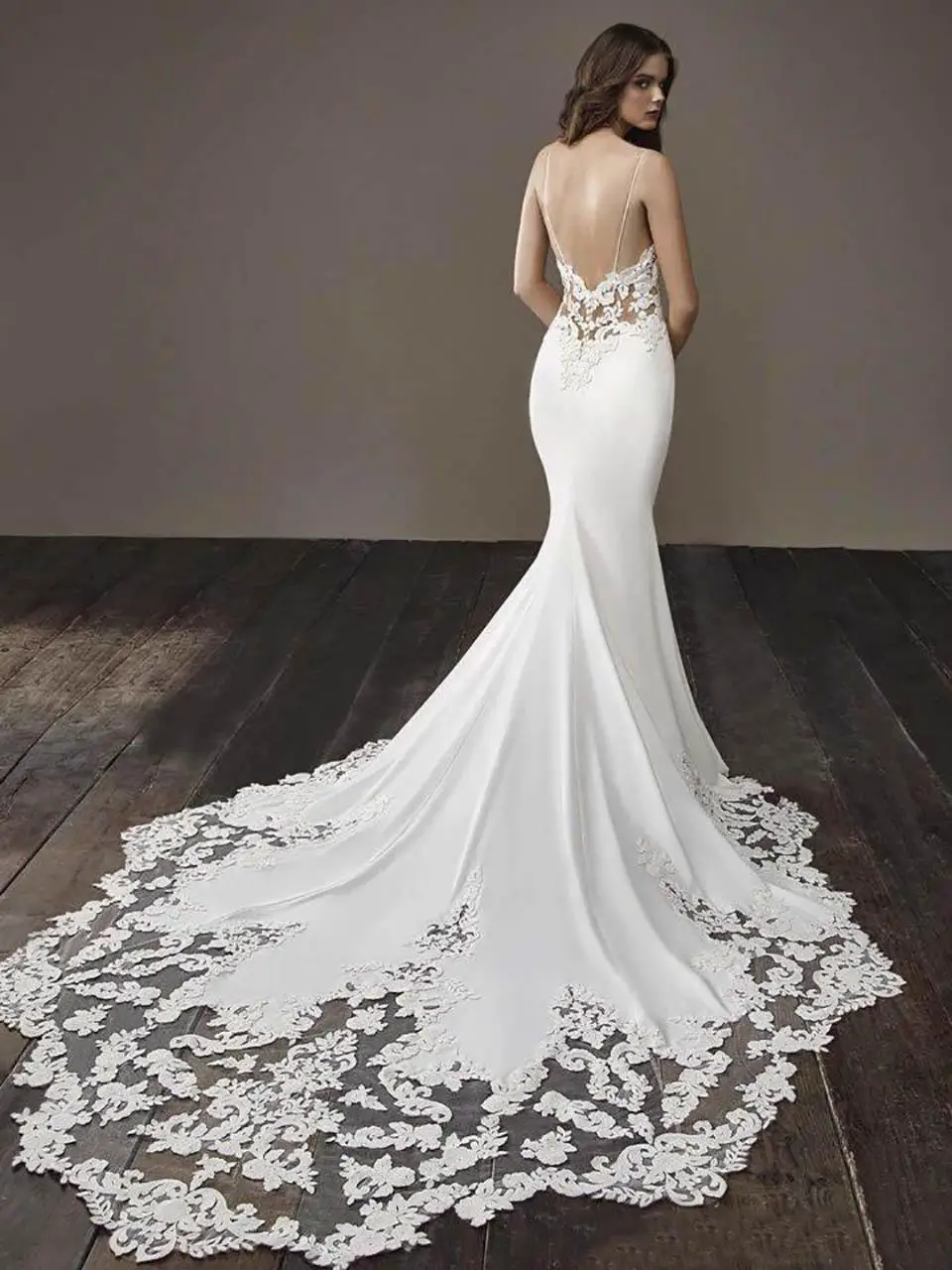 Топ Кружева Аппликация Спагетти спинки Русалка свадебное платье сексуальное