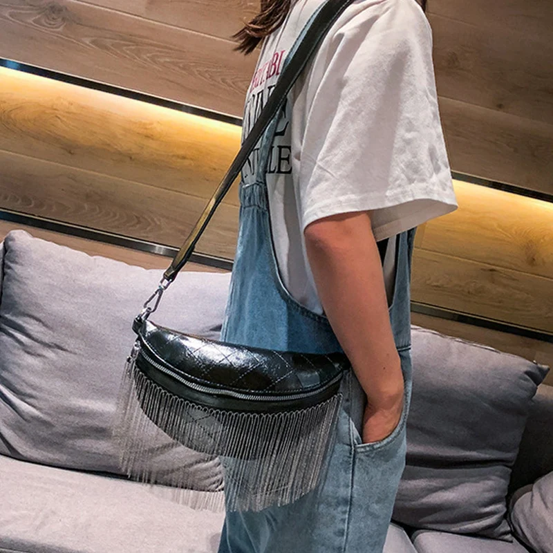 

Fashion Lady Wild Net Red Chest Bag Crossbody Waist Bag Tassel Wind Bag