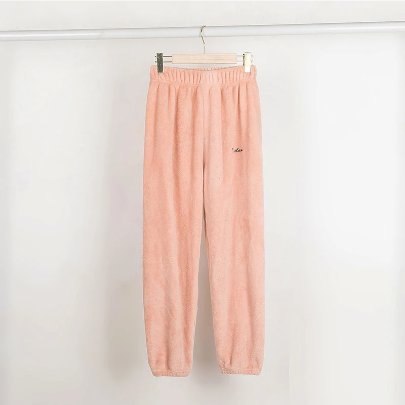 

Fashion Women's Loose Leisure Coral Velvet Round Neck Long-Sleeved Trousers Solid Color Pajamas 2 / Piece Set