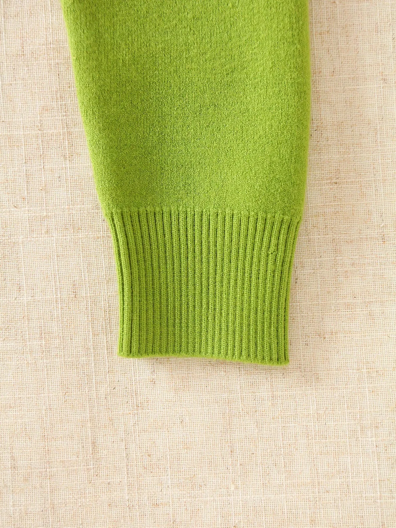 

Eurpean Style V-Neck Knitted Sweater College Sweet Cute Argyle Long Sleeve Green Pullover Casual Loose Chic Tops 2020 New